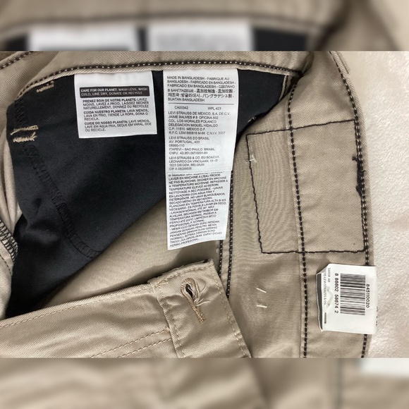 Mens Levi’s 511 36X32 | Slim Cut Khakis | 2015 | NWT - Picture 7 of 15